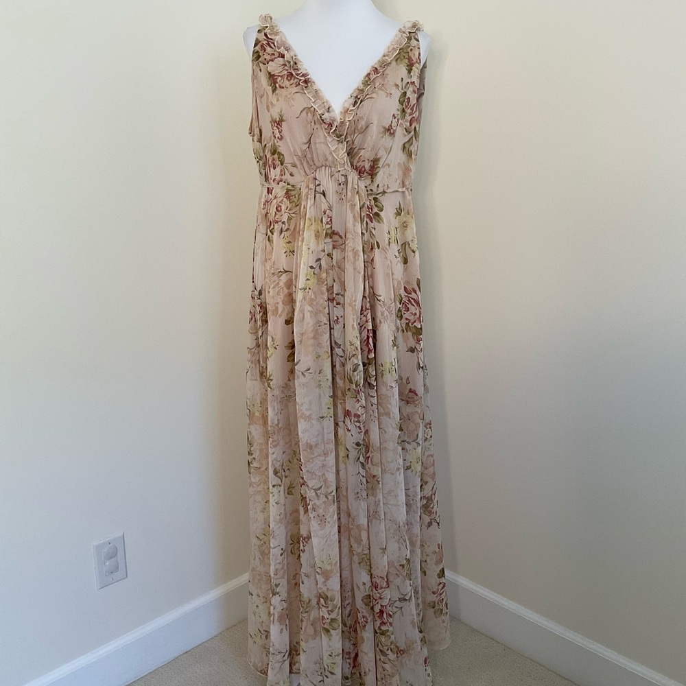 NWT Aakaa Floral Maxi Dress in Beige, Burgundy and Green